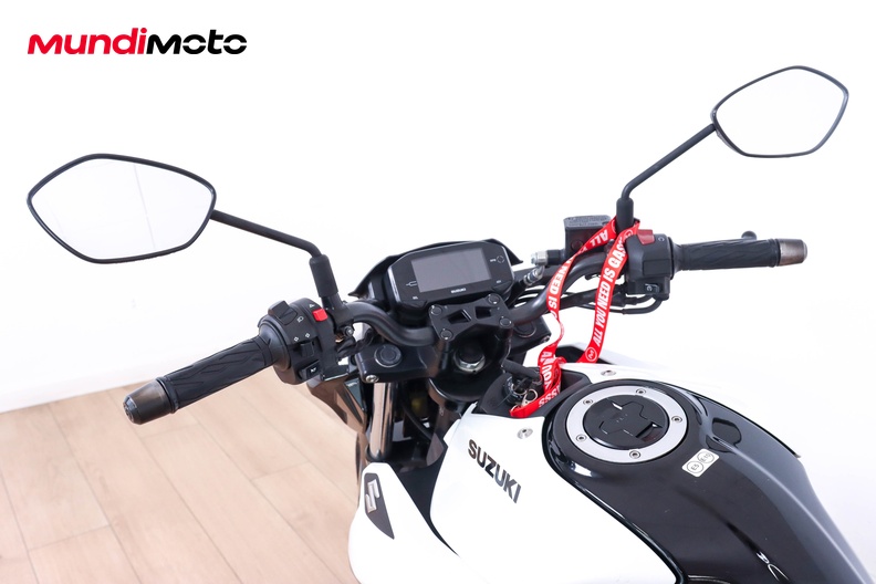 Motorbike image 10