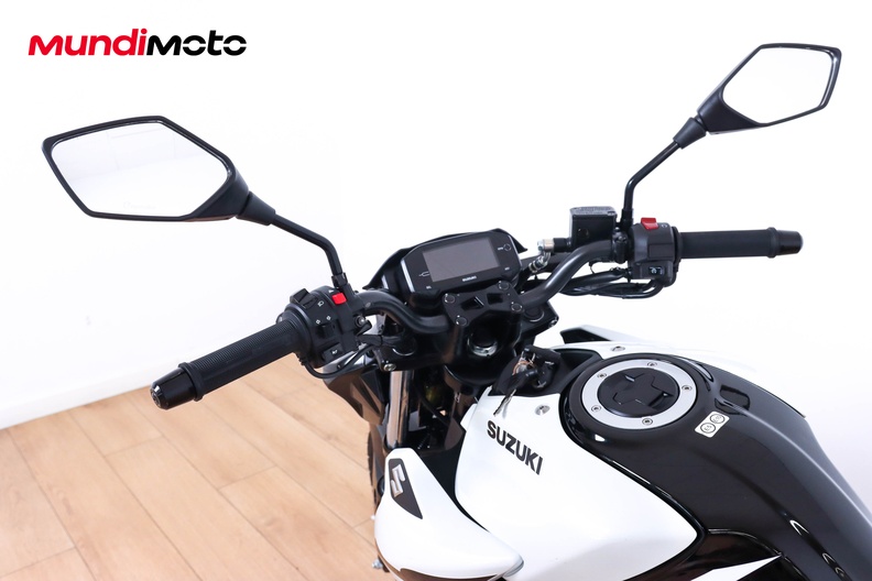 Motorbike image 10