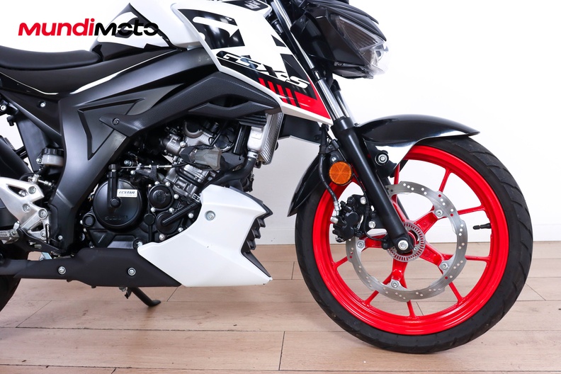 Motorbike image 13