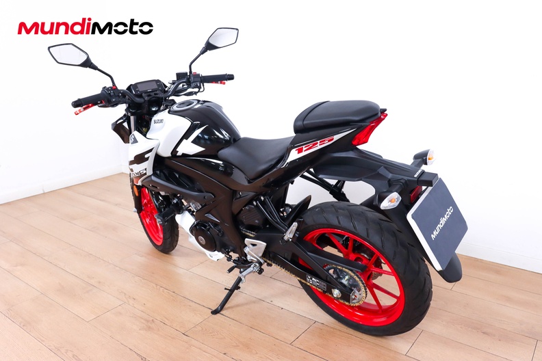 Motorbike image 6