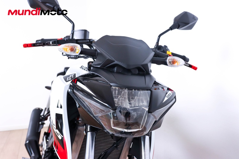 Motorbike image 4