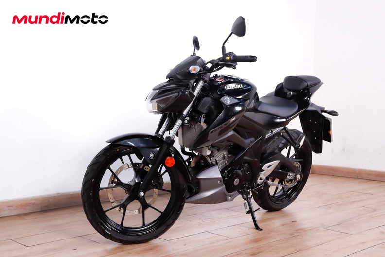 Motorbike image 7