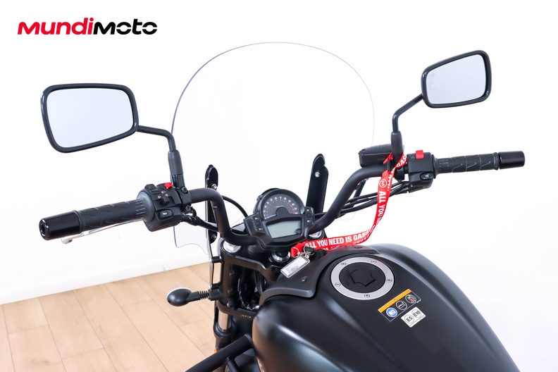 Motorbike image 10