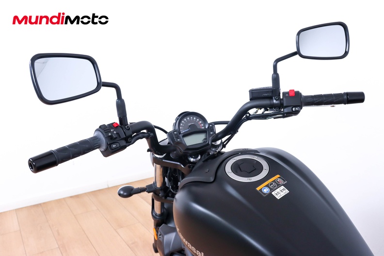 Motorbike image 10