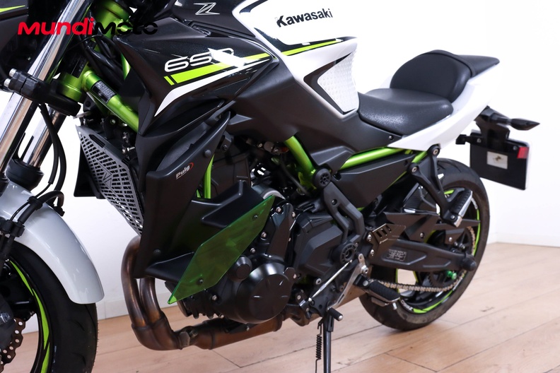 Motorbike image 8