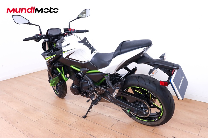 Motorbike image 6