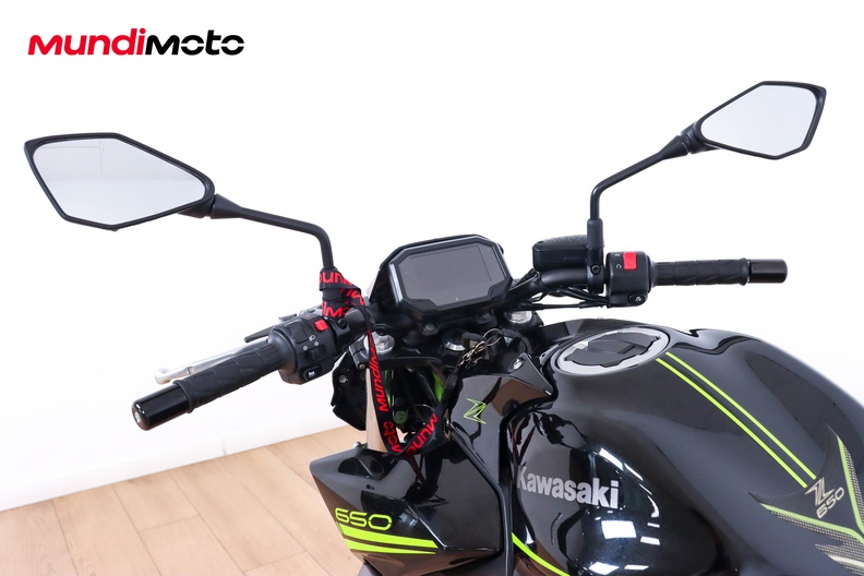 Motorbike image 10