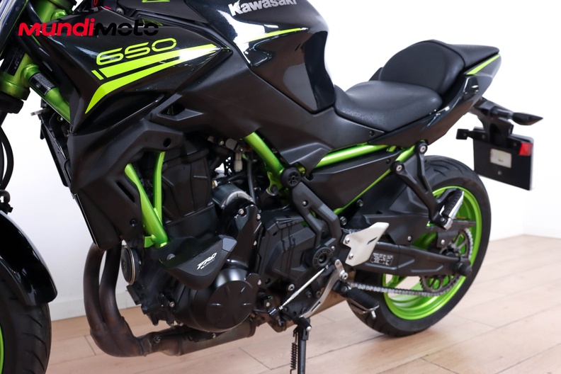Motorbike image 8