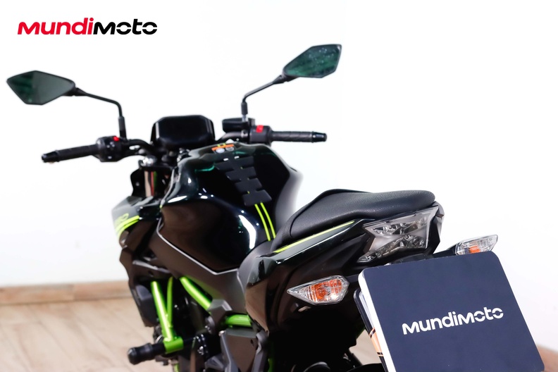 Motorbike image 9