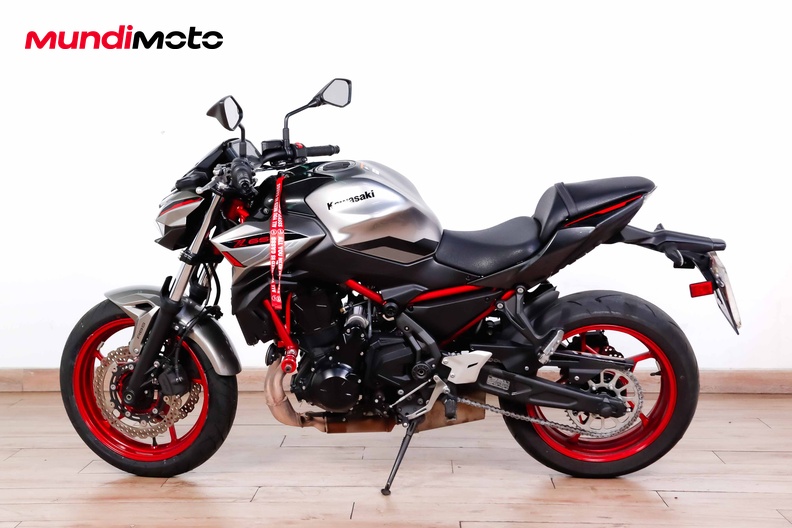 Motorbike image 5