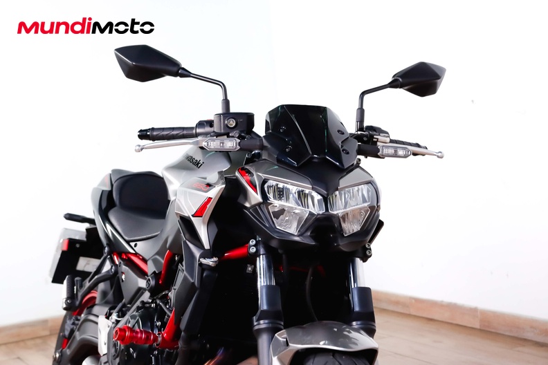 Motorbike image 4