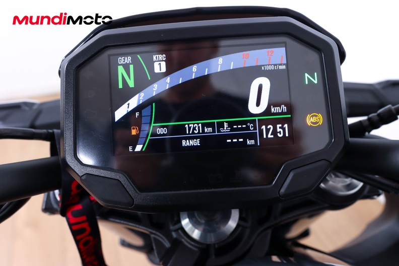Motorbike image 11