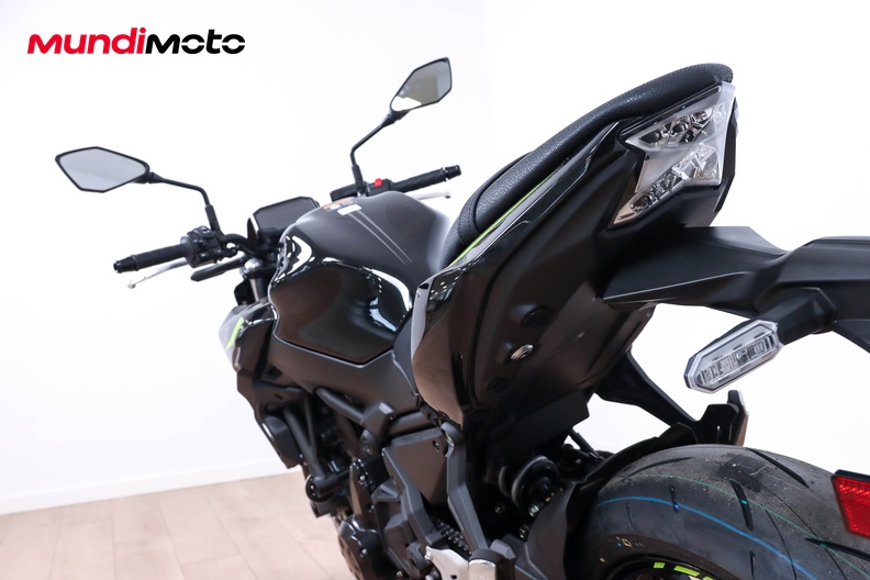 Motorbike image 9