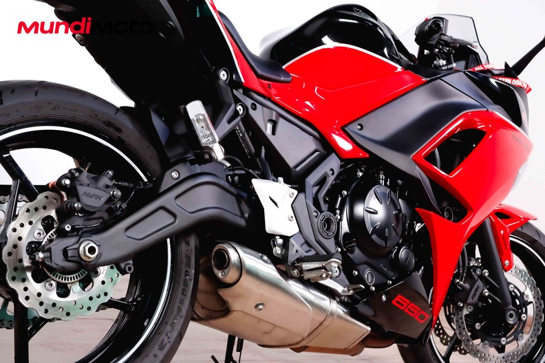 Motorbike image 3