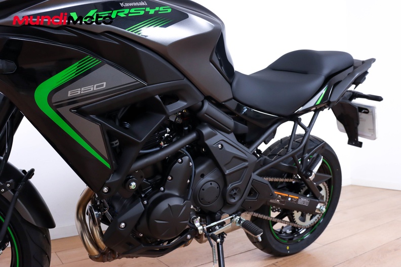 Motorbike image 8