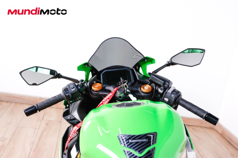 Motorbike image 10