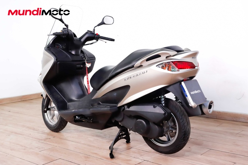 Motorbike image 6
