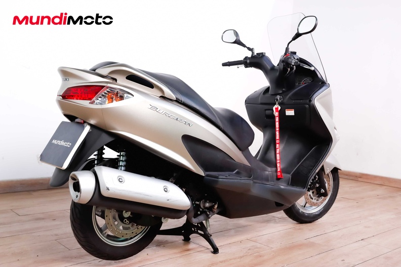 Motorbike image 2