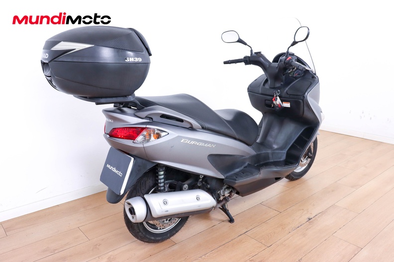 Motorbike image 2