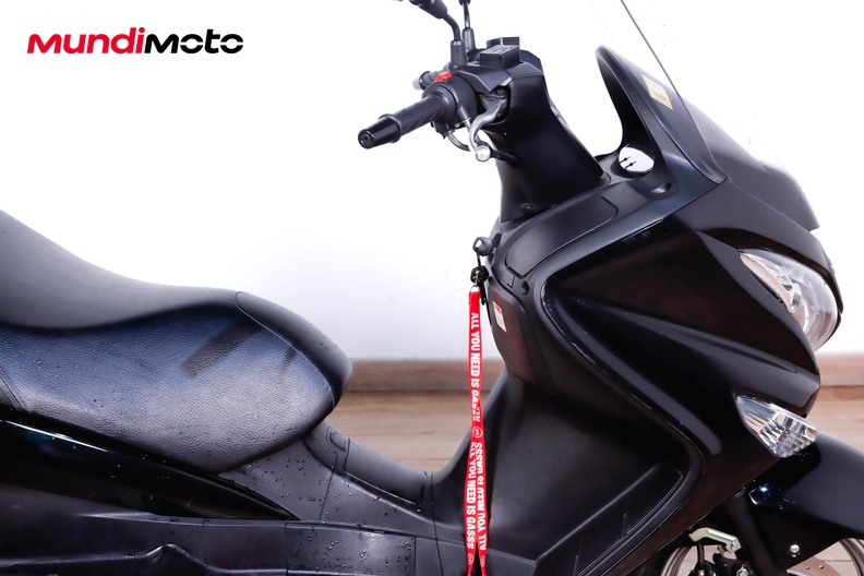 Motorbike image 13