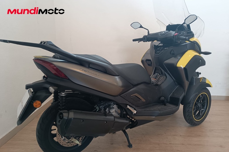 Motorbike image 2