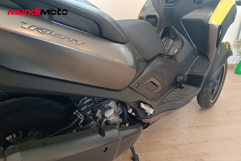 Motorbike image 3