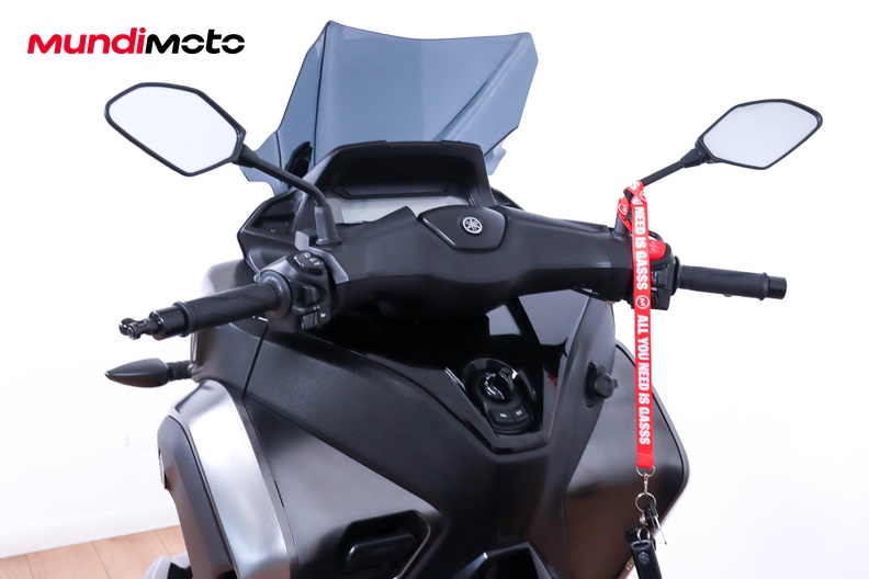 Motorbike image 10