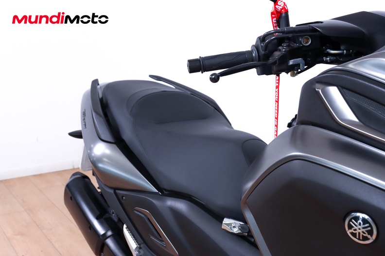 Motorbike image 12
