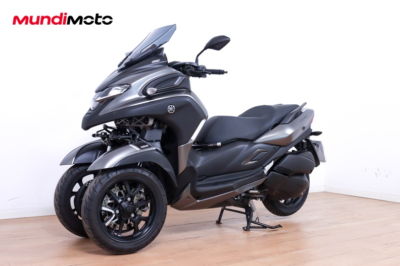 Motorbike image 7