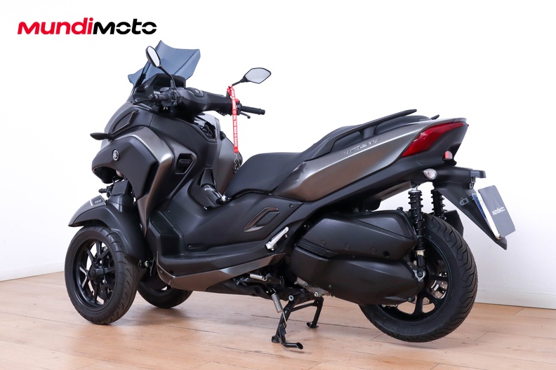 Motorbike image 6