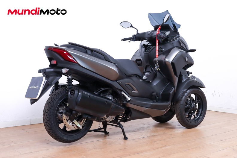 Motorbike image 2