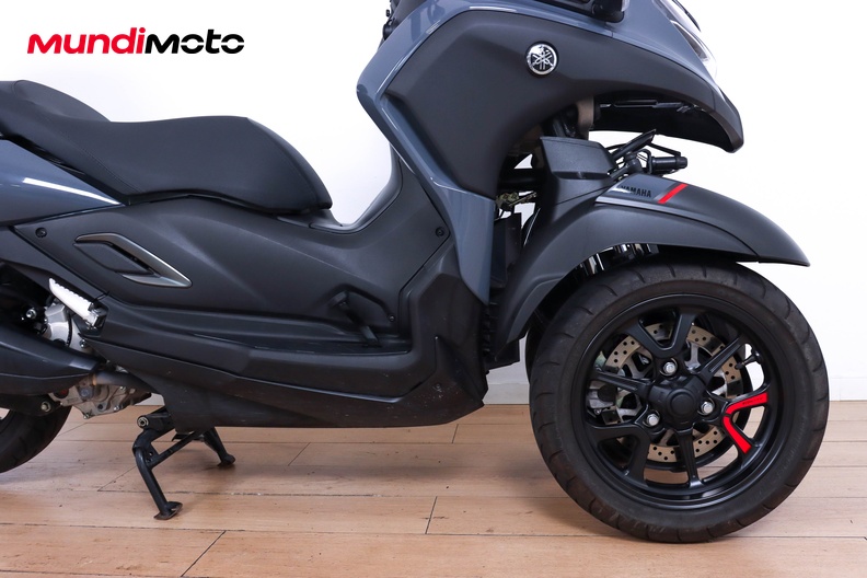 Motorbike image 12