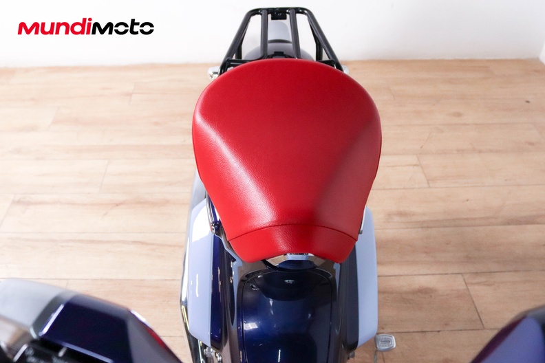 Motorbike image 12