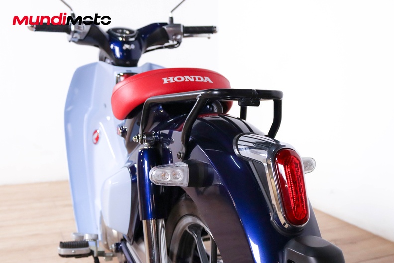 Motorbike image 9