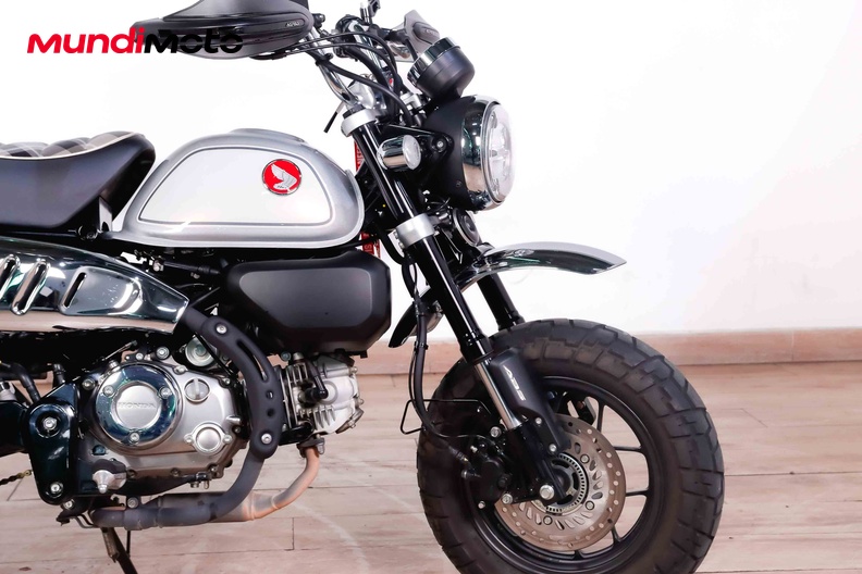 Motorbike image 12