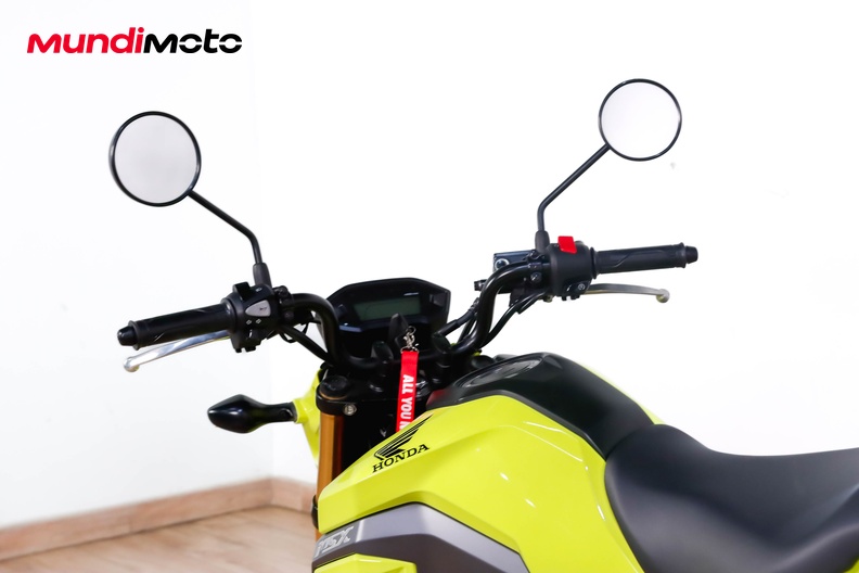 Motorbike image 10