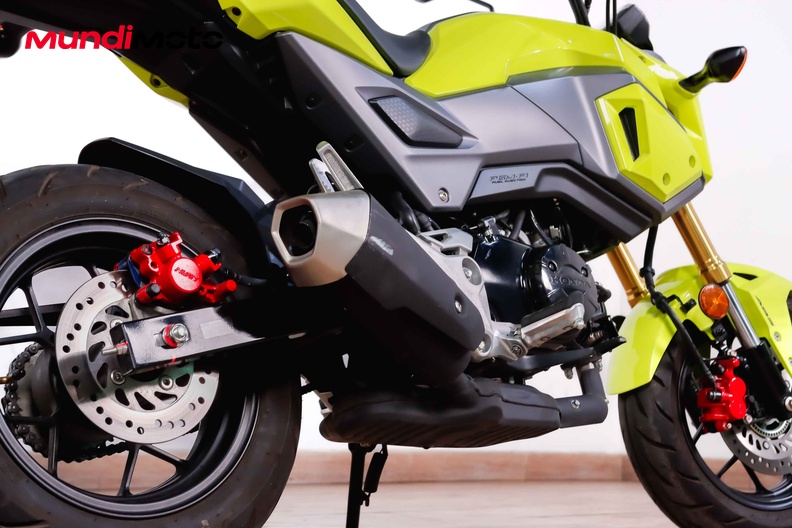 Motorbike image 3