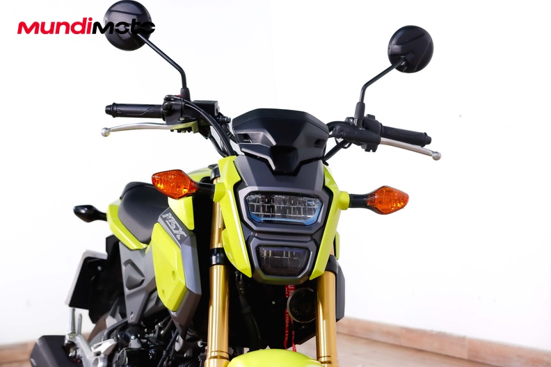 Motorbike image 4
