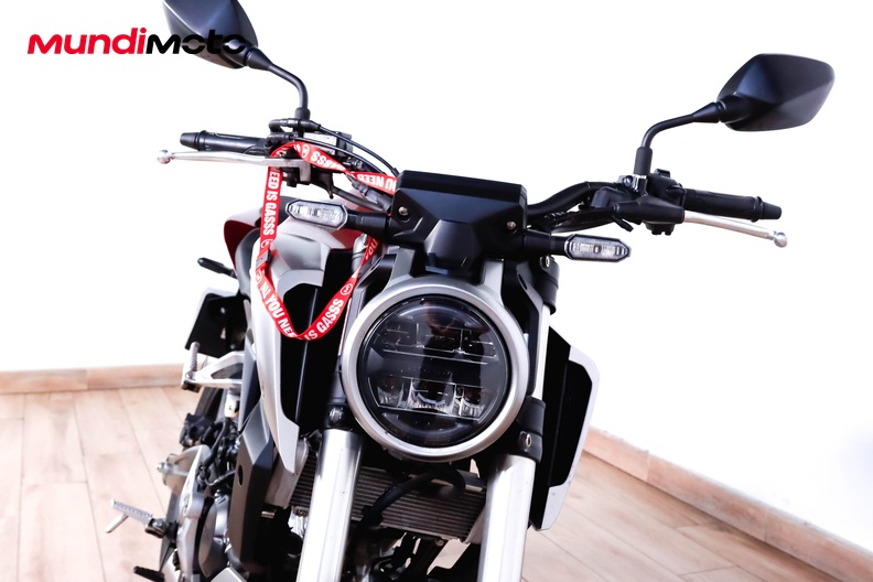 Motorbike image 4