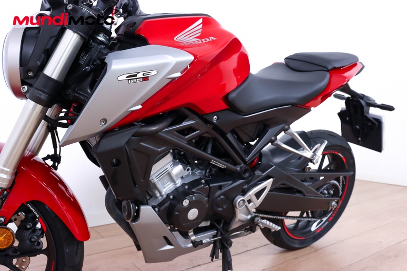 Motorbike image 8