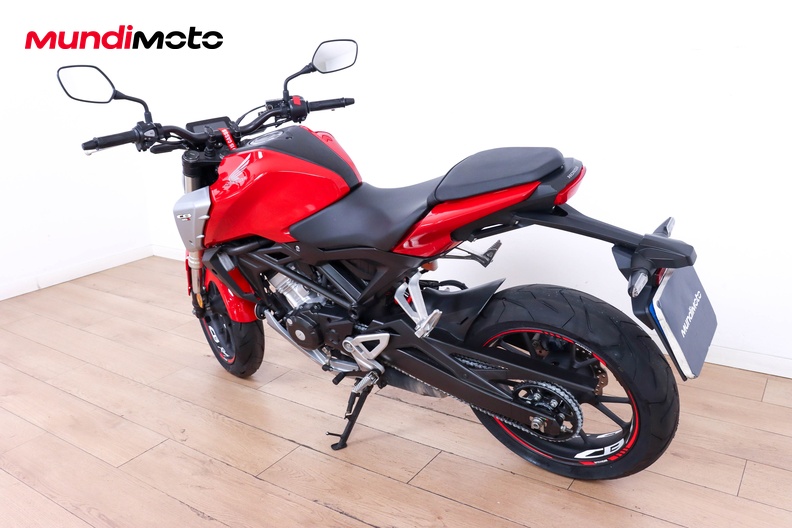 Motorbike image 6
