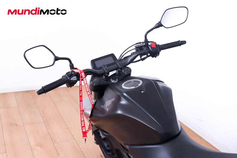 Motorbike image 10