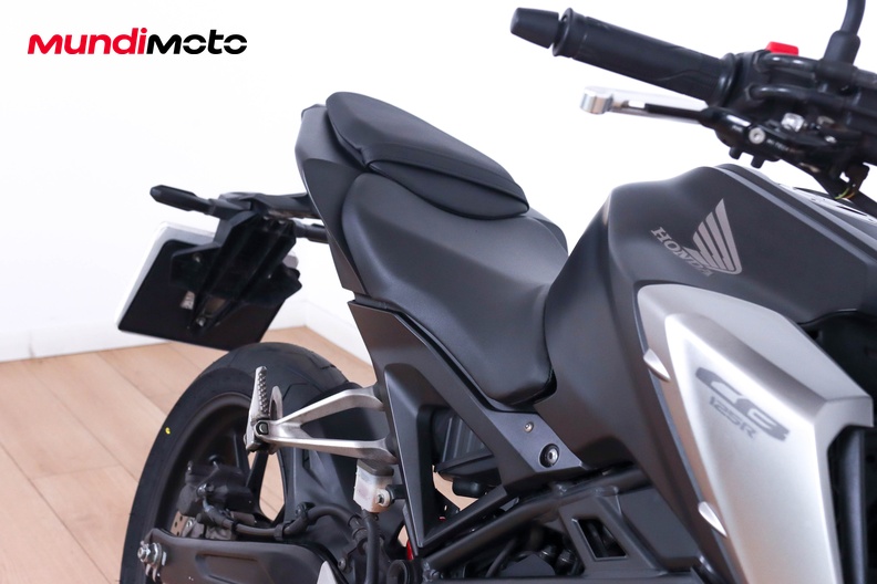 Motorbike image 12