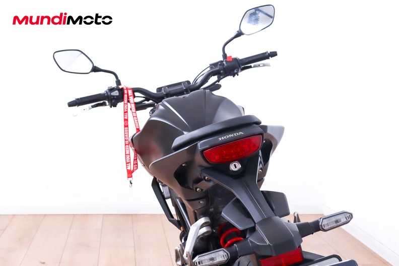 Motorbike image 9