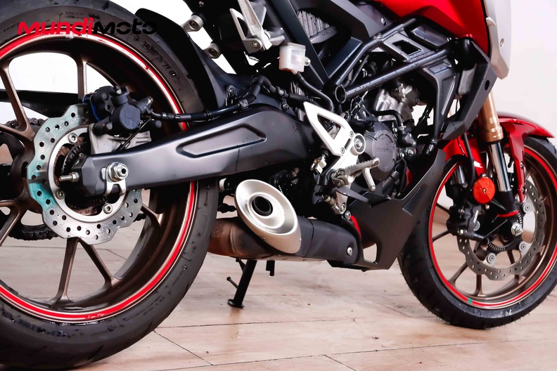 Motorbike image 3