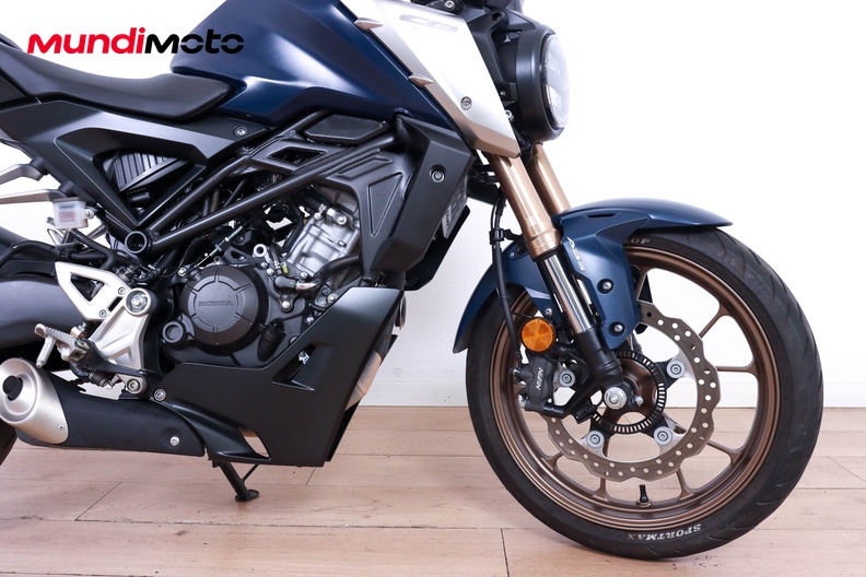Motorbike image 12