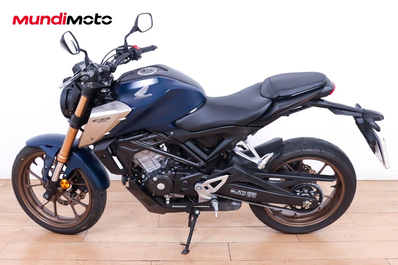 Motorbike image 5