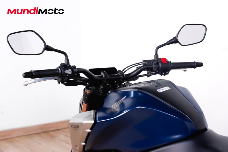 Motorbike image 10