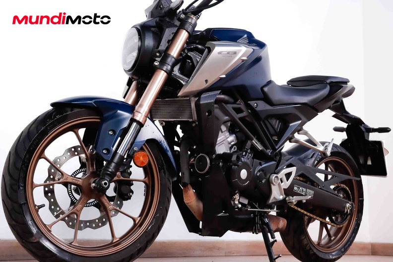 Motorbike image 8