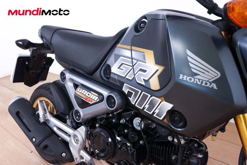 Motorbike image 12